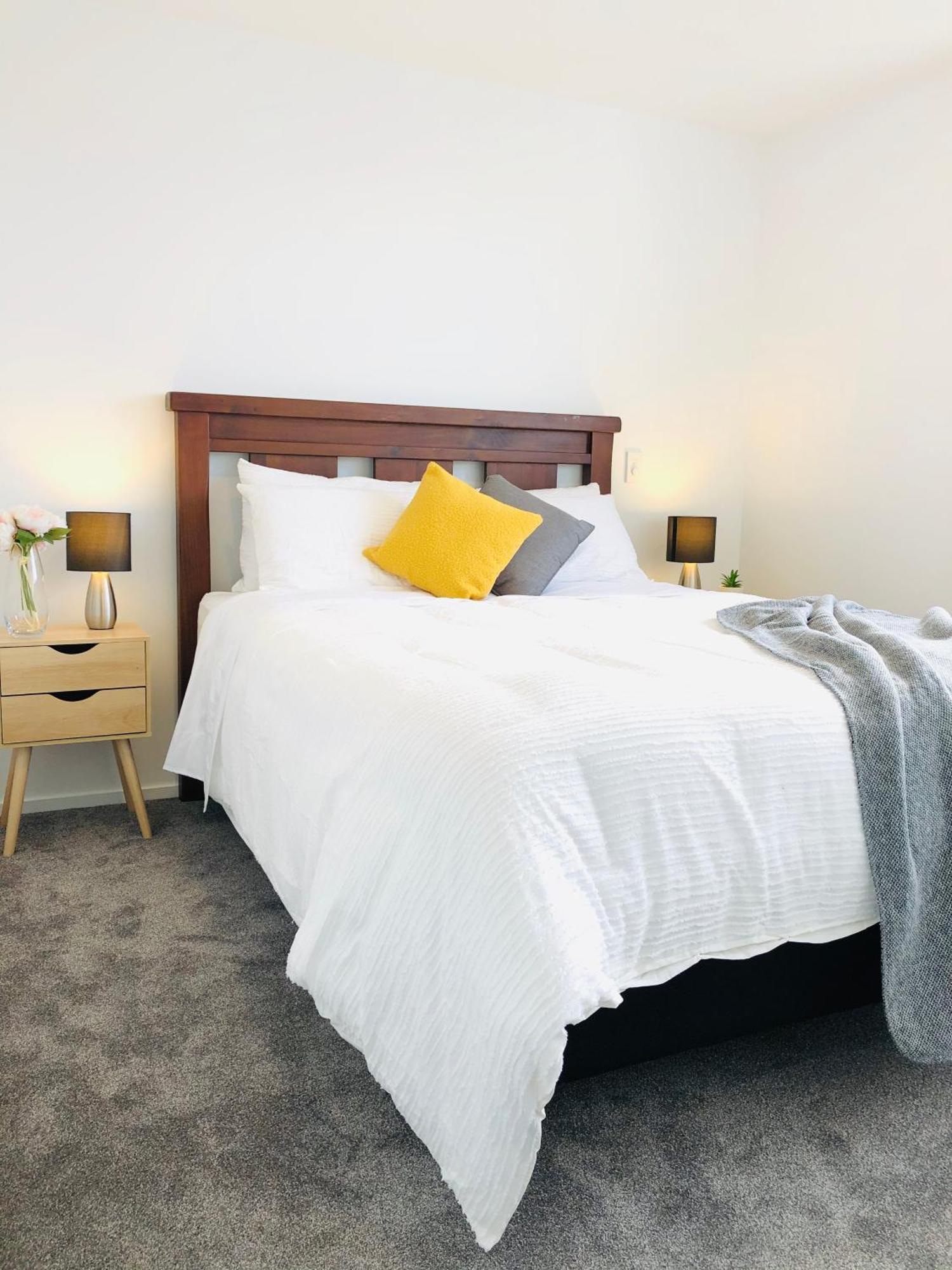 Apartmán Arena,Railway Station Townhouse With Free Car Park Christchurch Exteriér fotografie
